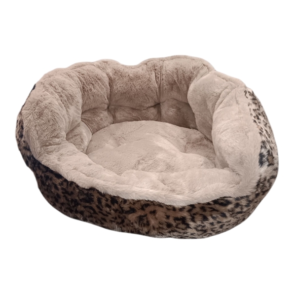 NEW*NEVER USED* Leopard Print Faux Fur Pet Bed 🐾🐾 - Picture 2 of 4